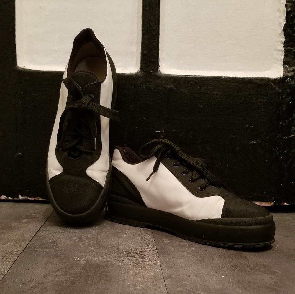 Vintage CHANEL Sneakers